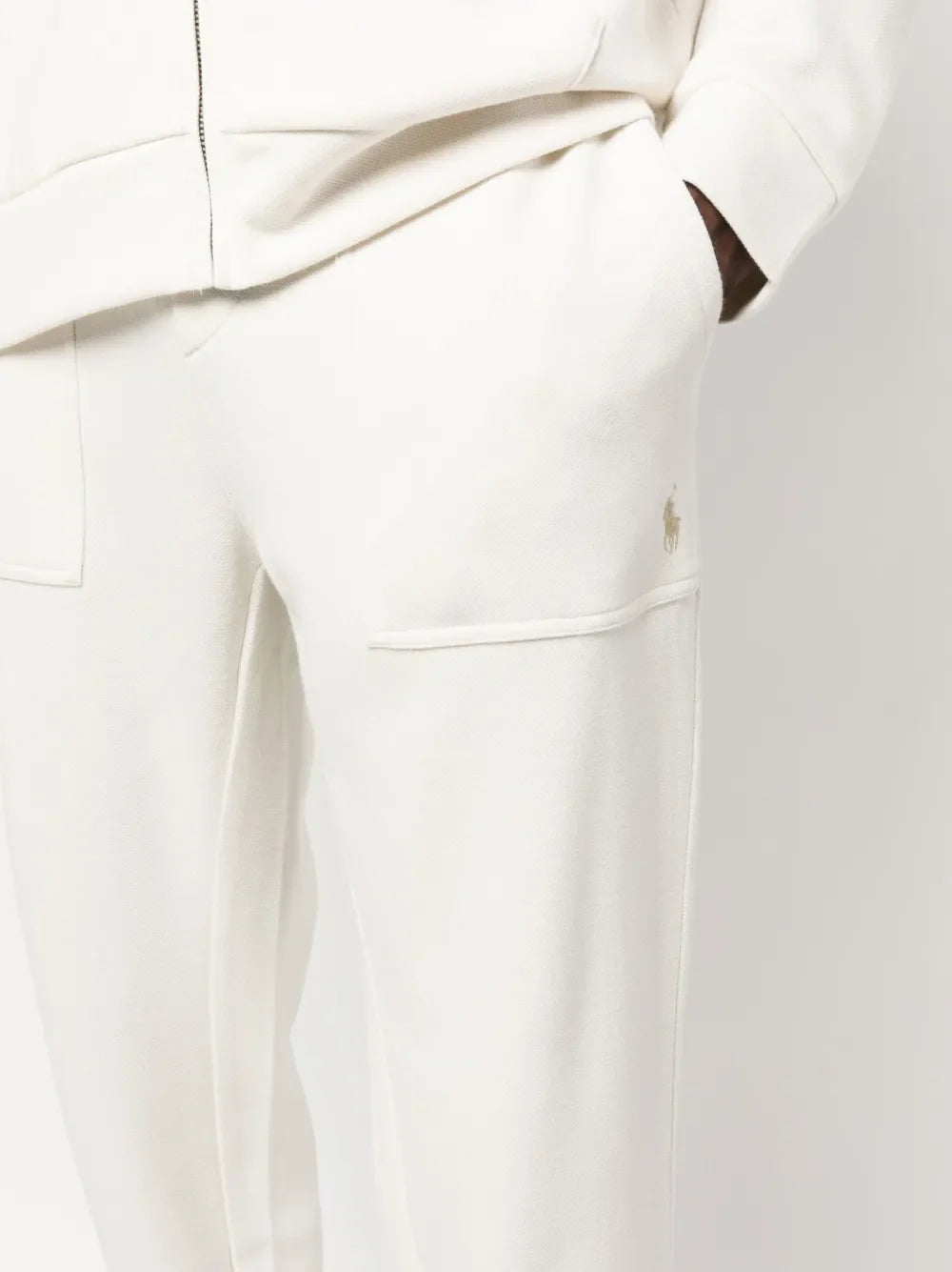 calças de moletom com cordão na cintura