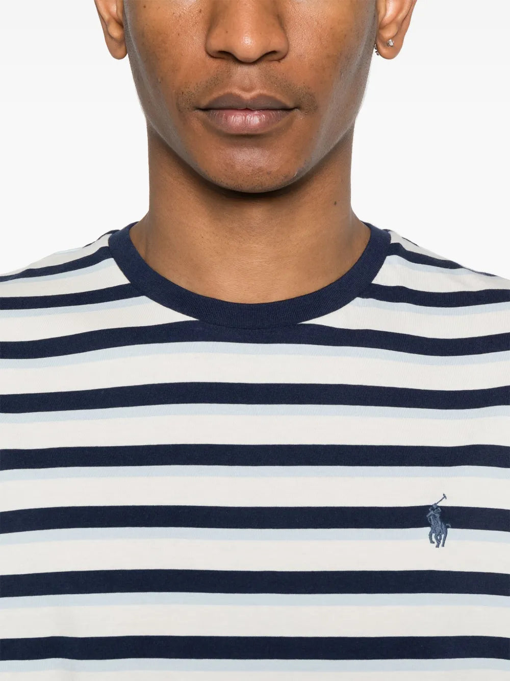 camiseta listrada de malha