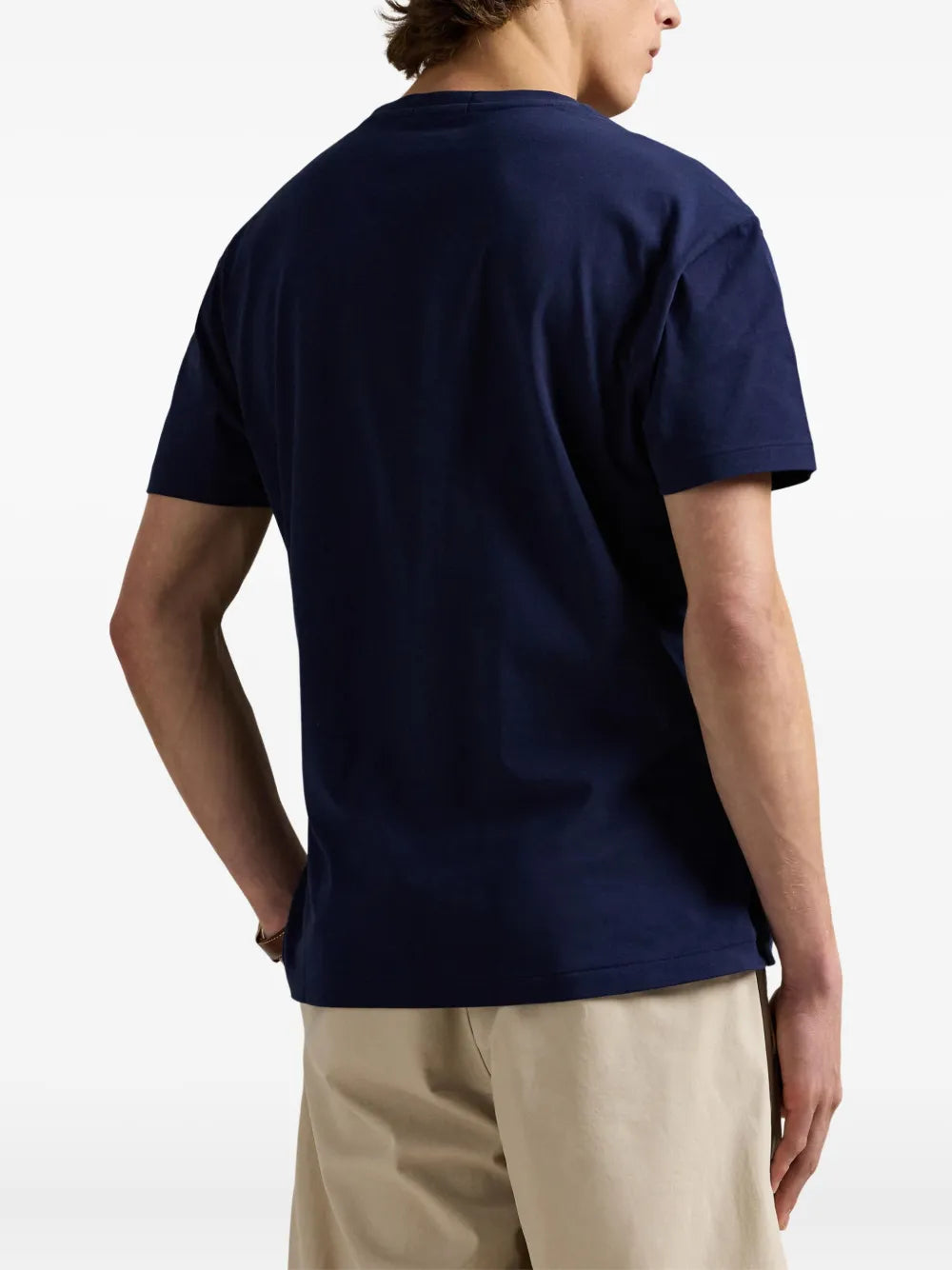 camiseta com estampa de logotipo