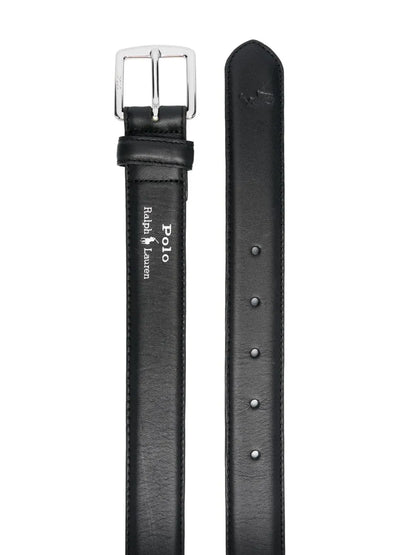 cinto de couro com fecho de fivela