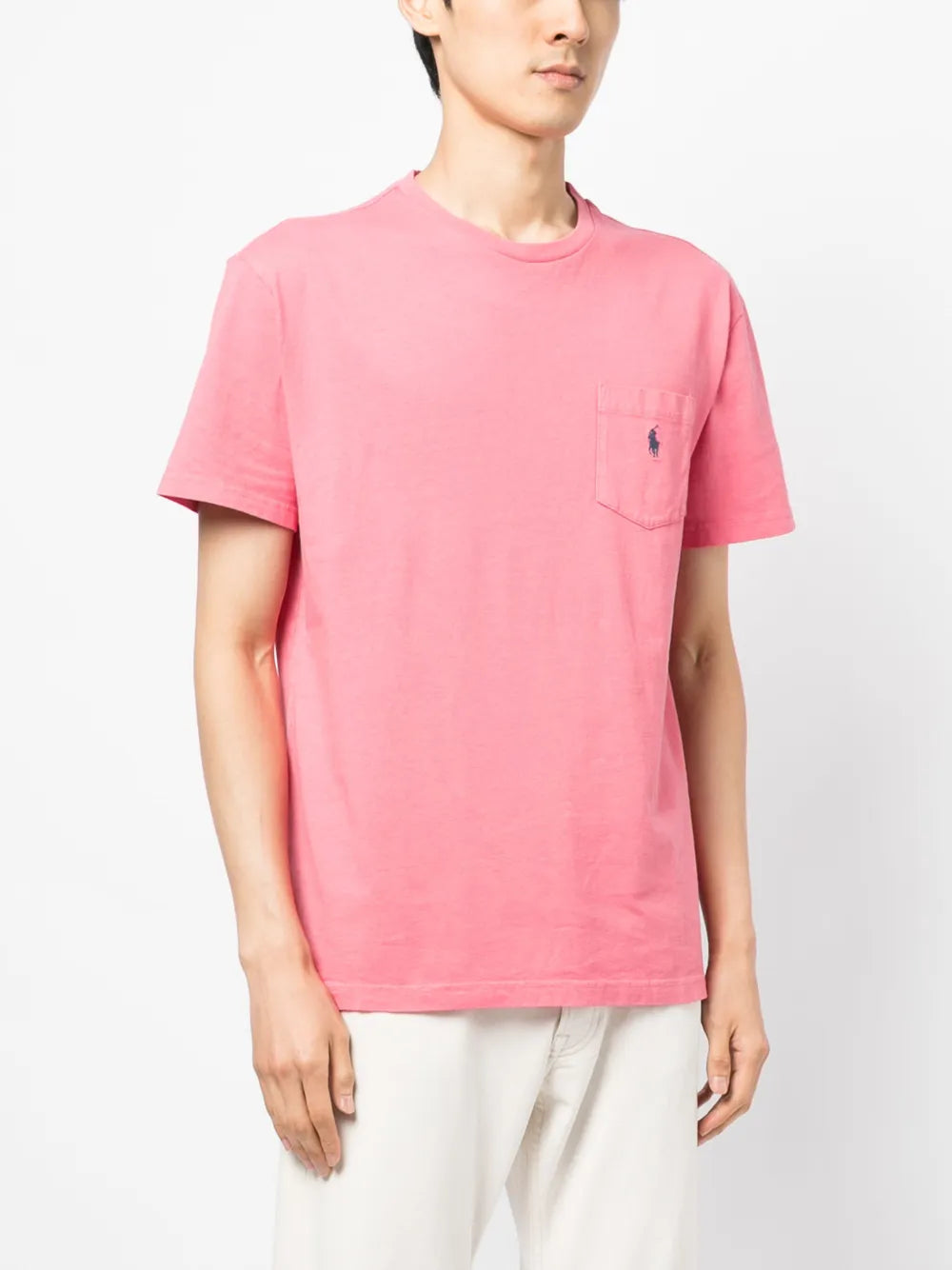 camiseta de manga curta com bordado