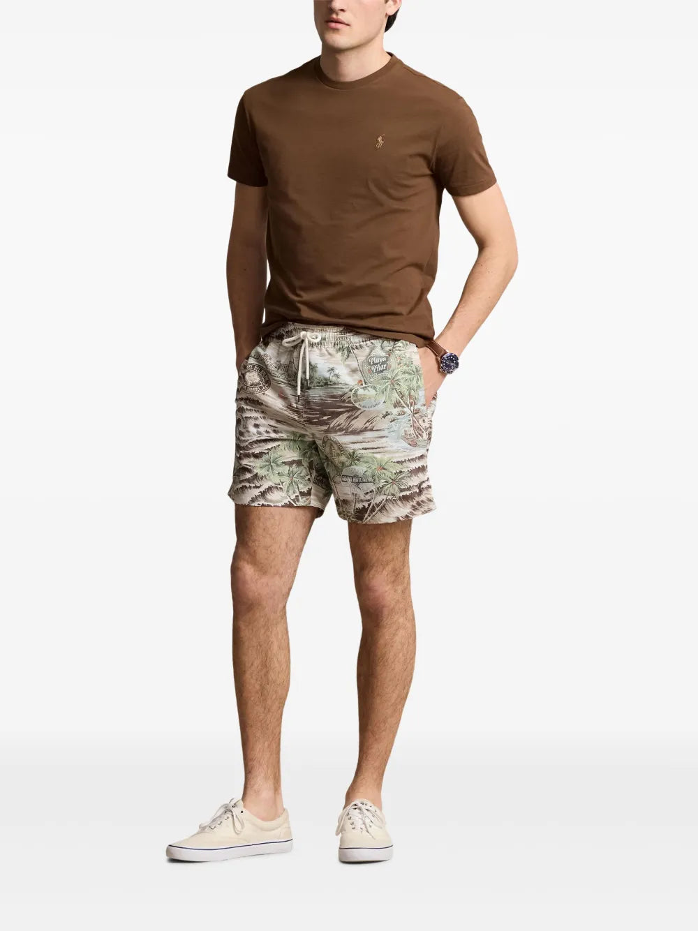 camiseta de algodão com gola redonda