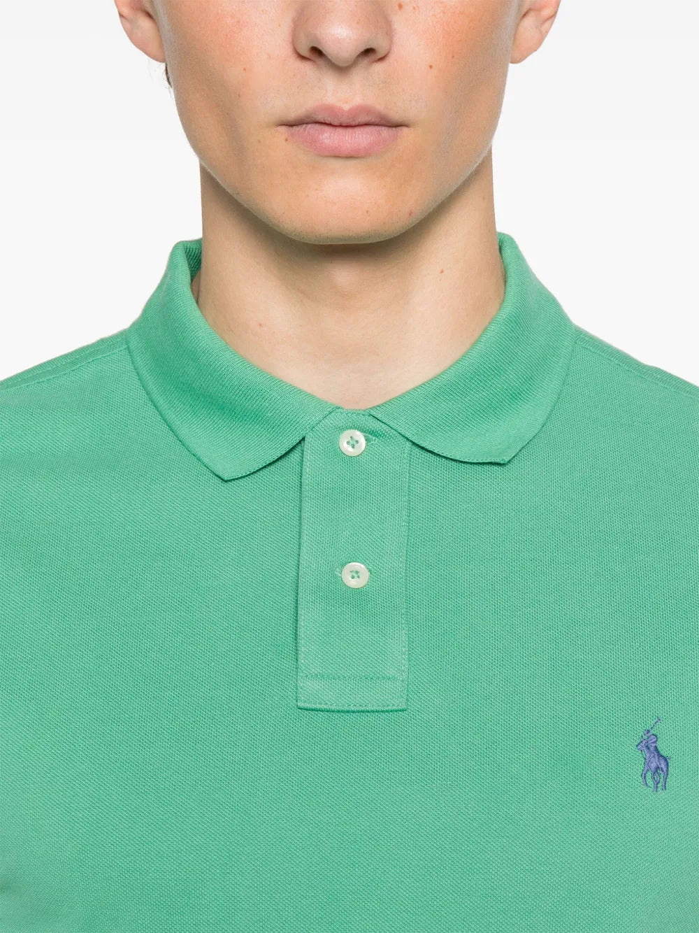 camisa polo em piqué