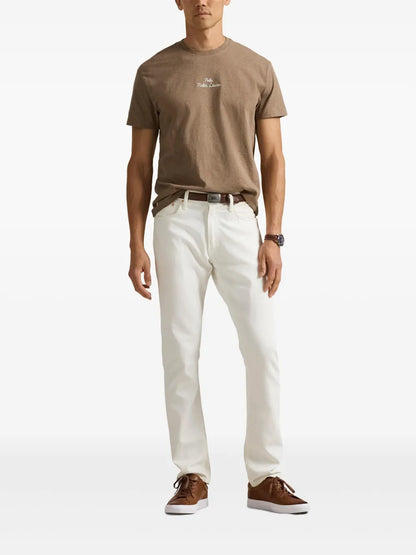 camiseta de algodão com logotipo bordado