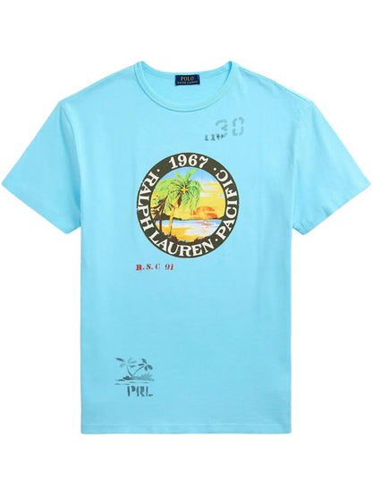 camiseta com estampa de logotipo