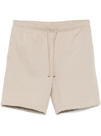 shorts com logotipo bordado