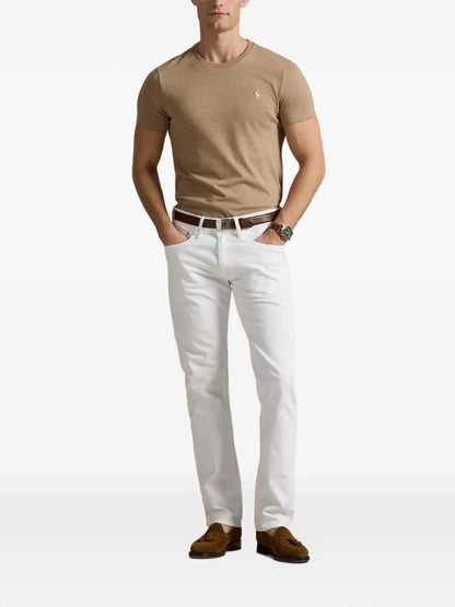 camiseta de algodão com logotipo bordado